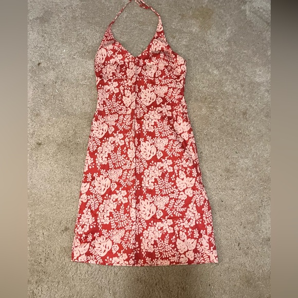 Dresses & Skirts - Cute Halter dress Size S